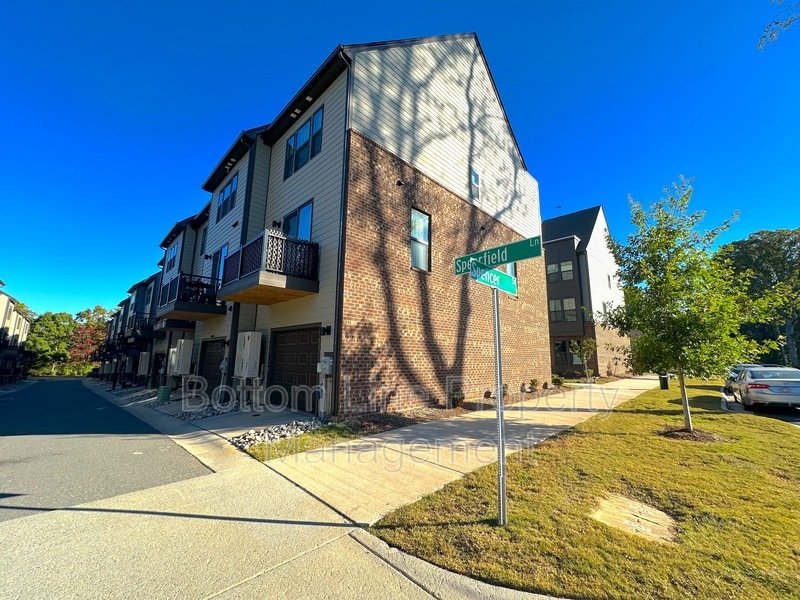 Move In Special AND Rent Reduction!!! property image