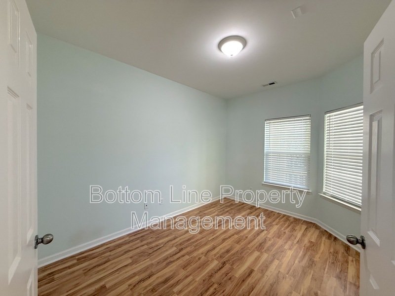 Stunning 3 Bedroom 2 Bathroom Home with Fenced Yard Located In Scenic Indian Land/Fort Mill, SC! property image