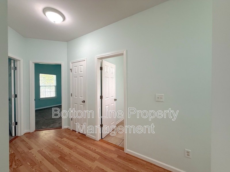 Stunning 3 Bedroom 2 Bathroom Home with Fenced Yard Located In Scenic Indian Land/Fort Mill, SC! property image