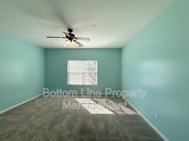 Stunning 3 Bedroom 2 Bathroom Home with Fenced Yard Located In Scenic Indian Land/Fort Mill, SC! property image