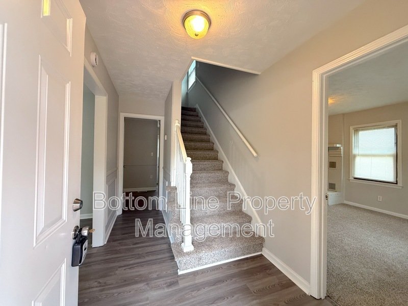 Recently Renovated 3 BR/2BA SFH with Generous Fenced Yard and Bonus Rooms! property image