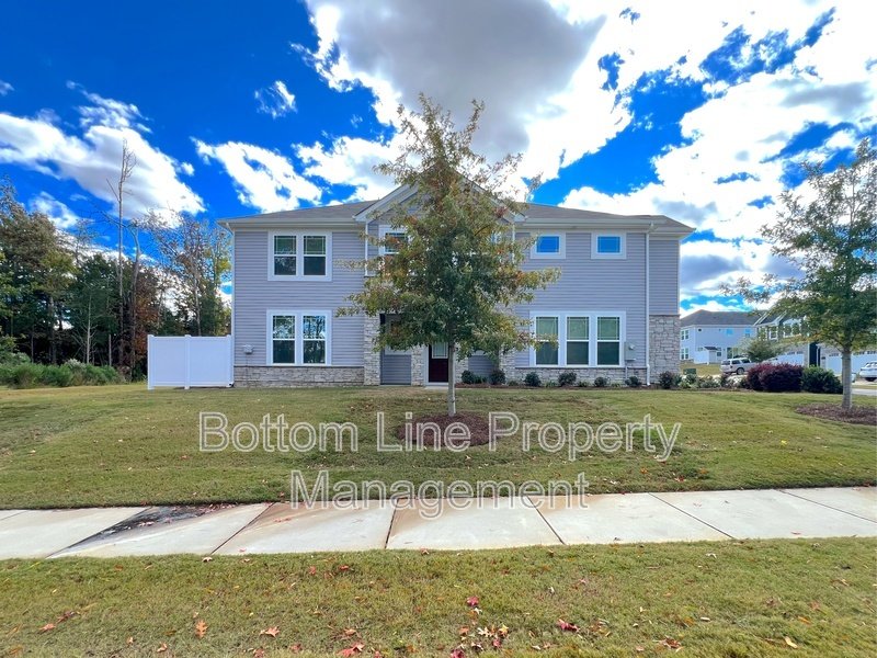 Corner-Unit Home! property image