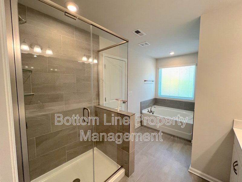 Corner-Unit Home! property image