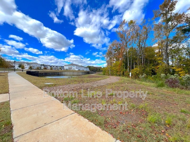 Corner-Unit Home! property image