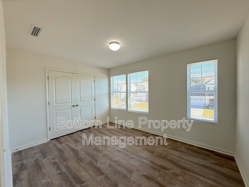 Spacious 3 Bed 2.5 Bath Home In Locust property image