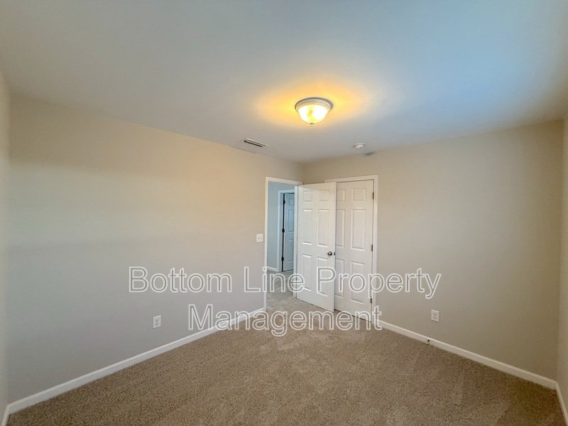 Stunning 3 Bedroom 2.5 Bathroom Home For Rent property image