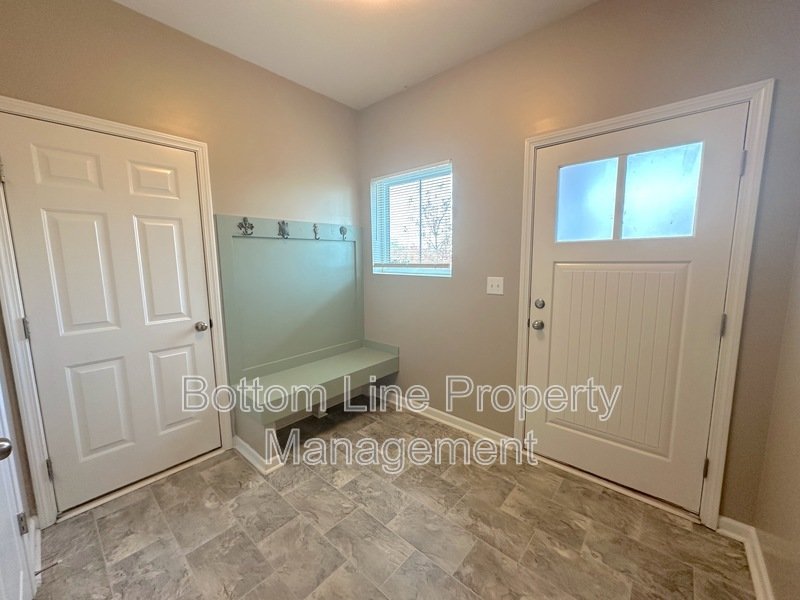 Stunning 3 Bed 2.5 Bath Townhome For Rent!!!! property image