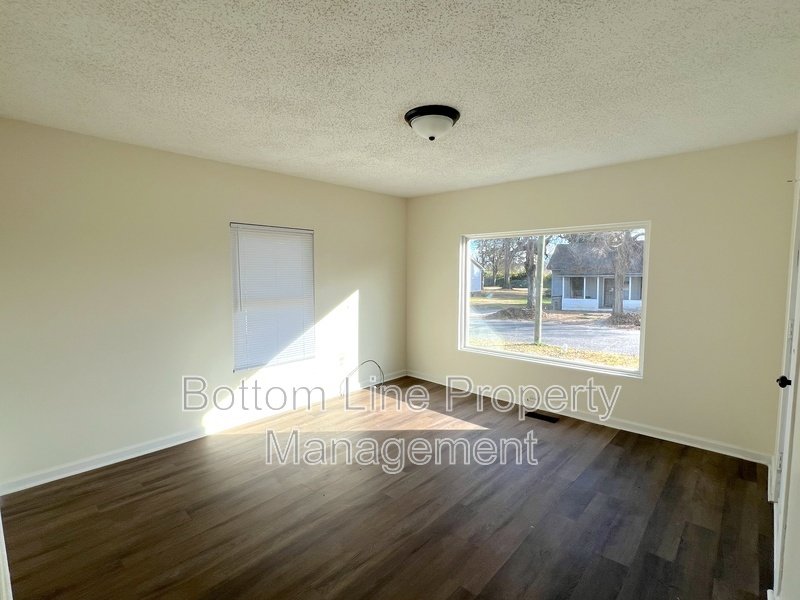 118 Nat Barber Ave property image