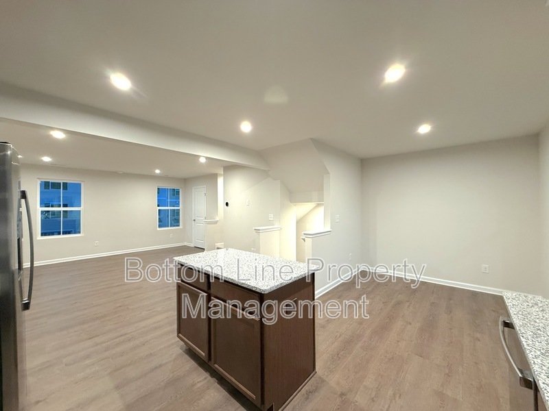 Bright property image