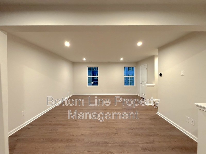 Bright property image