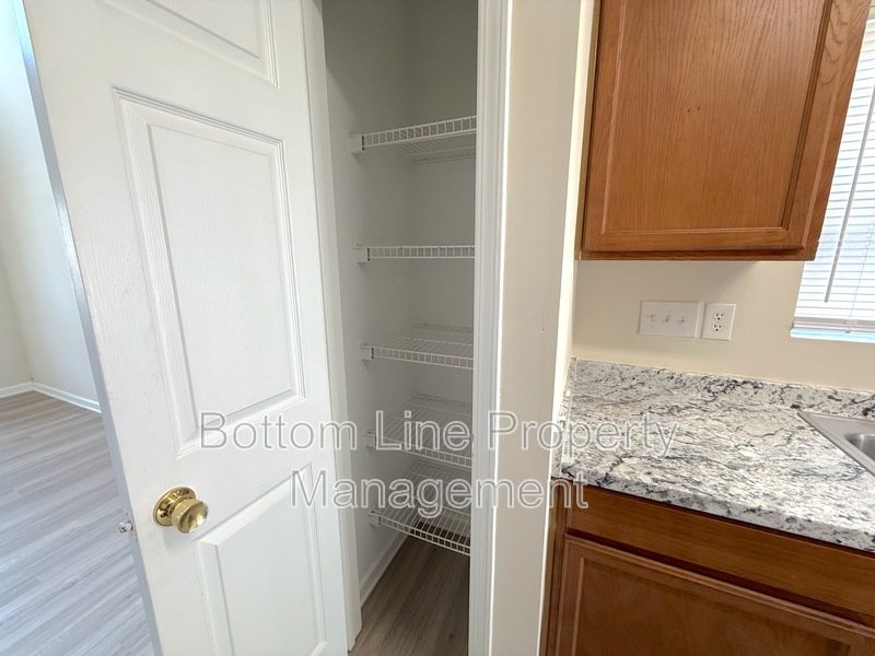 Move In Special! $500 Off First Full Months Rent! property image