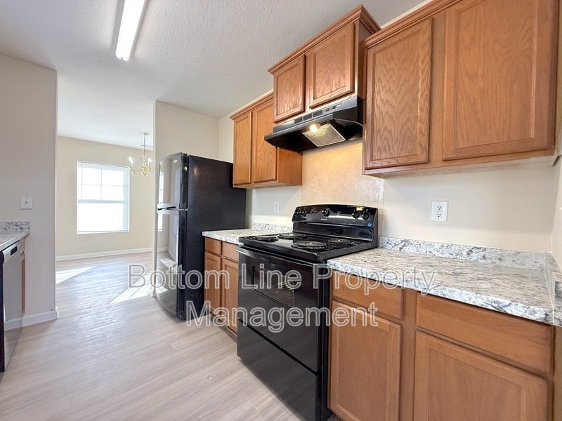 Move In Special! $500 Off First Full Months Rent! property image