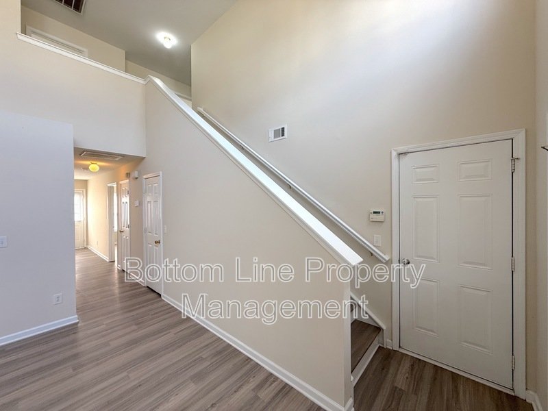 Move In Special! $500 Off First Full Months Rent! property image