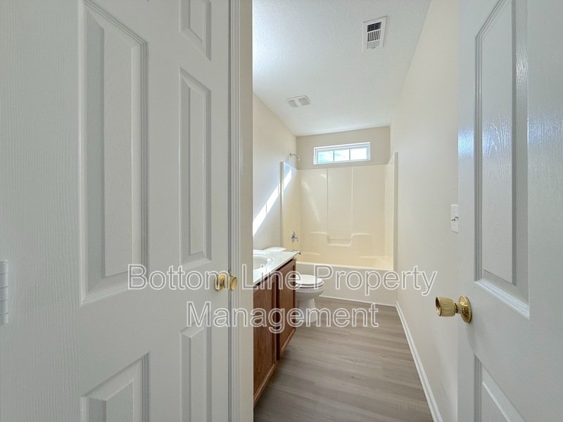 Move In Special! $500 Off First Full Months Rent! property image
