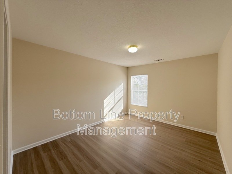 Move In Special! $500 Off First Full Months Rent! property image