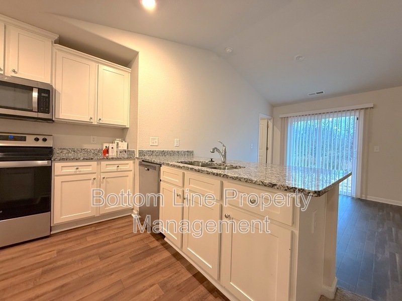 Updated 3 Bedroom 2 Bathroom SFH For Rent!!! property image