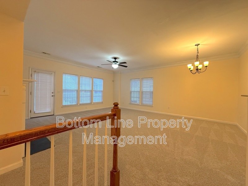 Elegant 4 Bedroom 3.5 Bath Corner Unit Townhome in GREAT LOCATION! property image