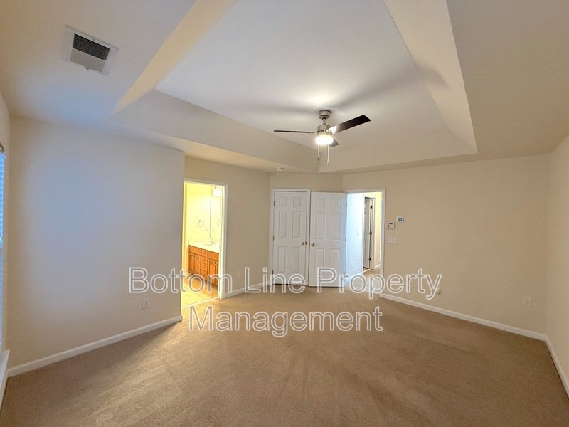 Elegant 4 Bedroom 3.5 Bath Corner Unit Townhome in GREAT LOCATION! property image