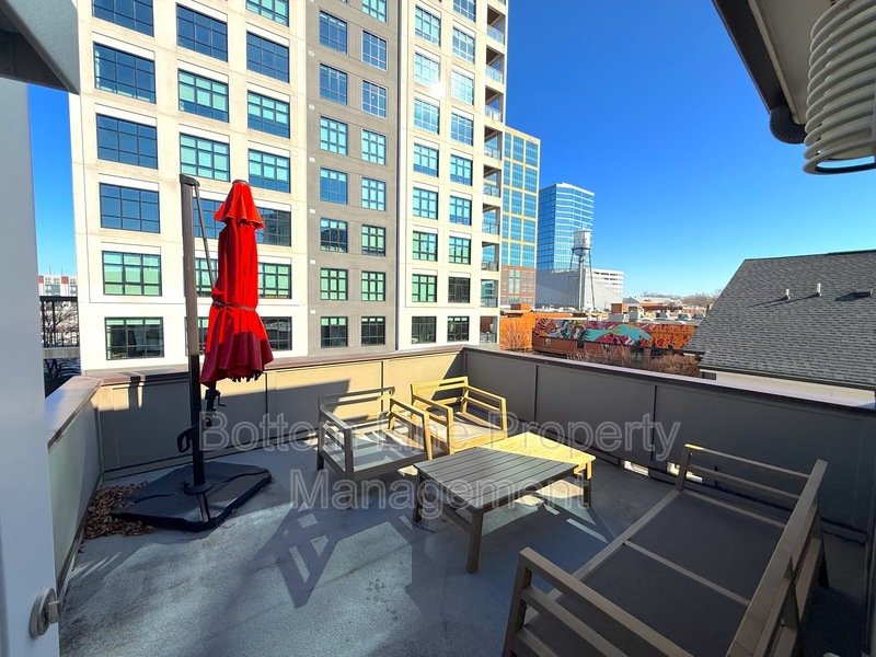 211 Doggett St property image
