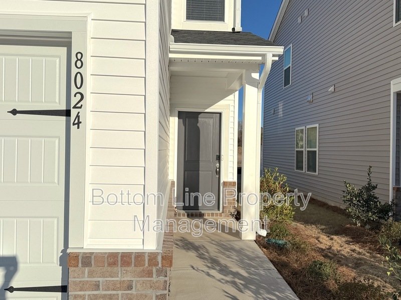 ✨ Brand New Construction – Never Lived In! ✨ property image