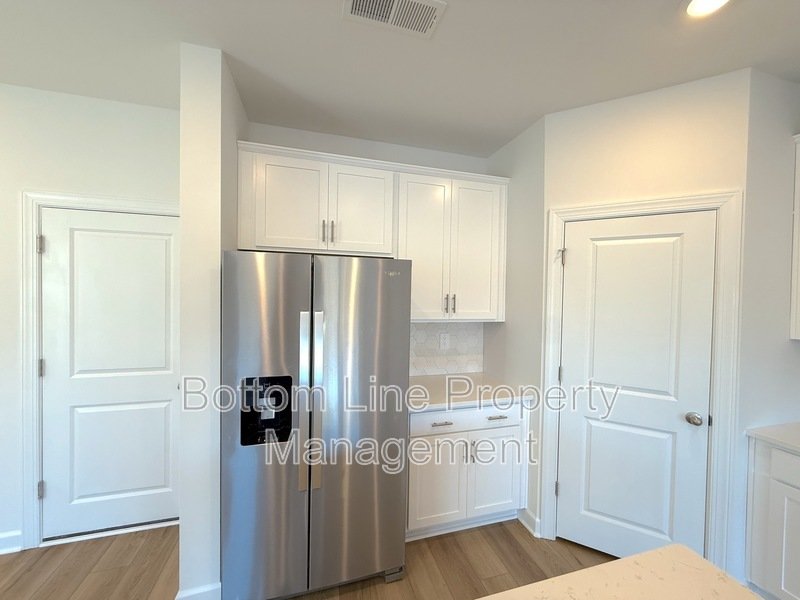 ✨ Brand New Construction – Never Lived In! ✨ property image