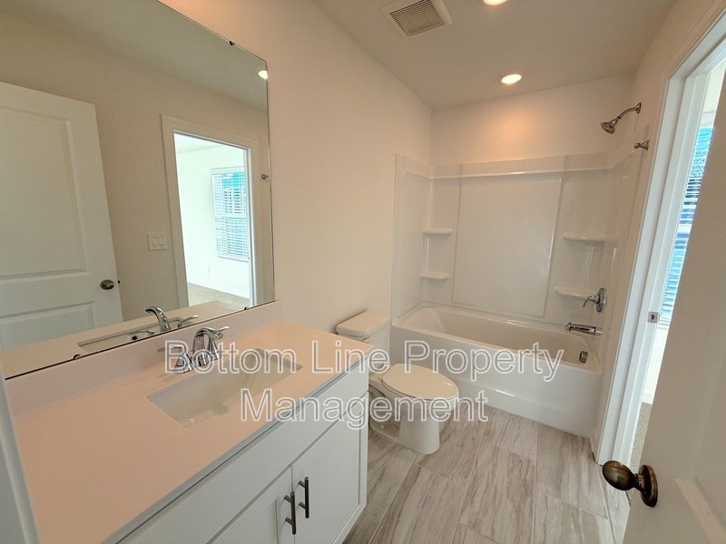 ✨ Brand New Construction – Never Lived In! ✨ property image