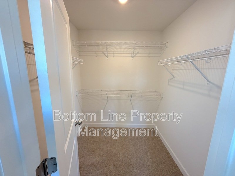 ✨ Brand New Construction – Never Lived In! ✨ property image