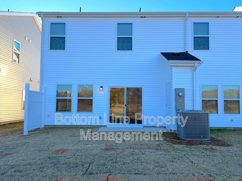 ✨ Brand New Construction – Never Lived In! ✨ property image