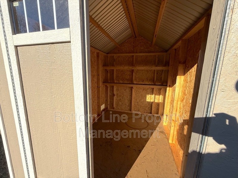 Modern and Charming 3 Bed 2 Bath Home For Rent property image