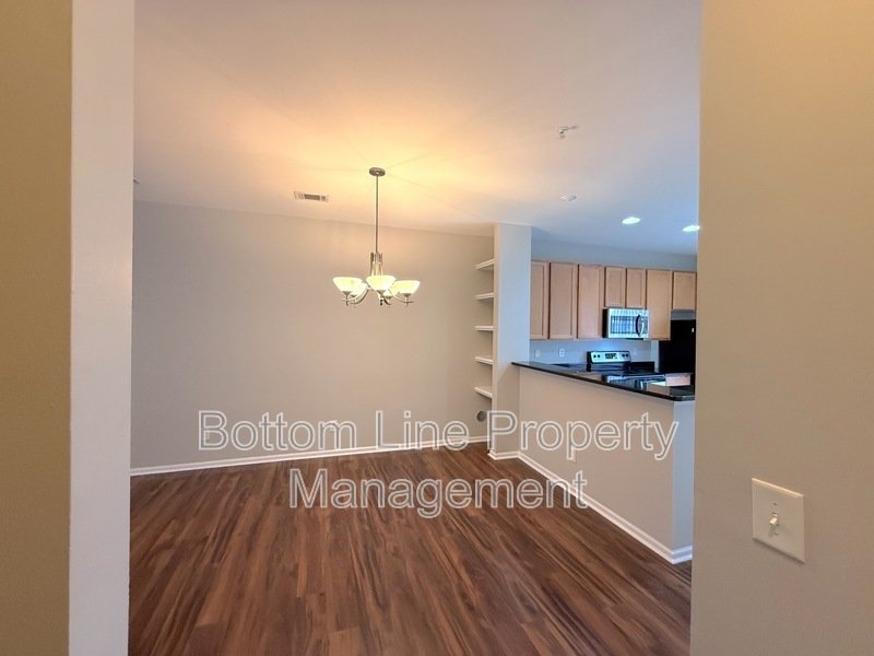 Cozy And Furnished TownHouse Near Uptown Charlotte property image