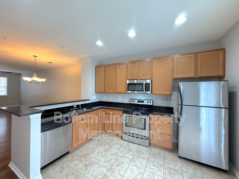 Cozy And Furnished TownHouse Near Uptown Charlotte property image