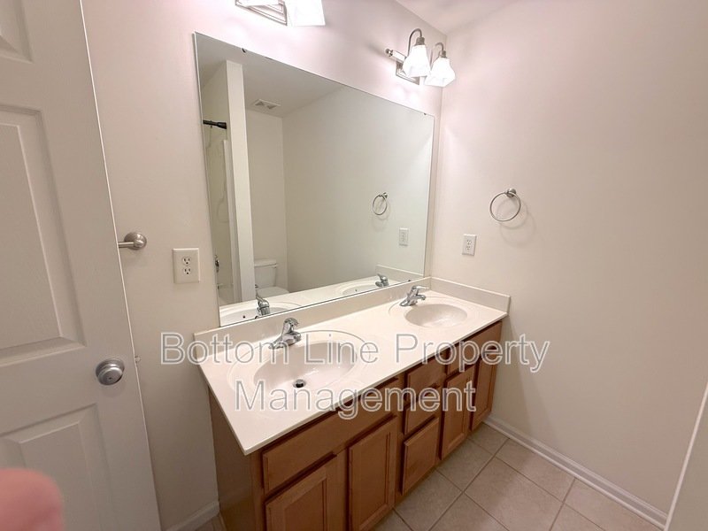 Cozy And Furnished TownHouse Near Uptown Charlotte property image
