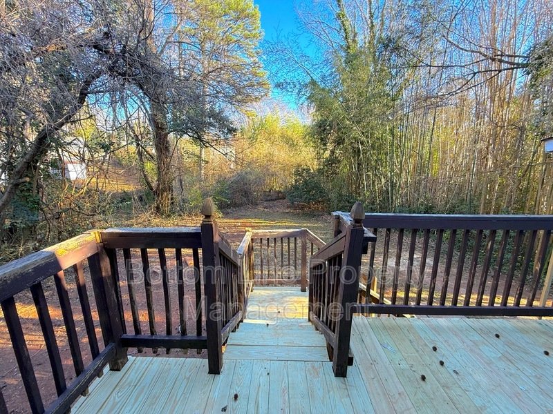 Location Location! 3 bedrooms & 1 bath close to Wilkinson & 85 property image