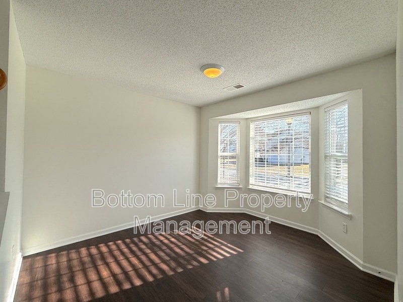 🏡 Charming 3BR / 2.5BA Single-Family Home in Coulwood West property image