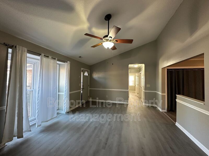 Spacious 2 Bedroom 2 Bathroom Condo! Ready Now! property image