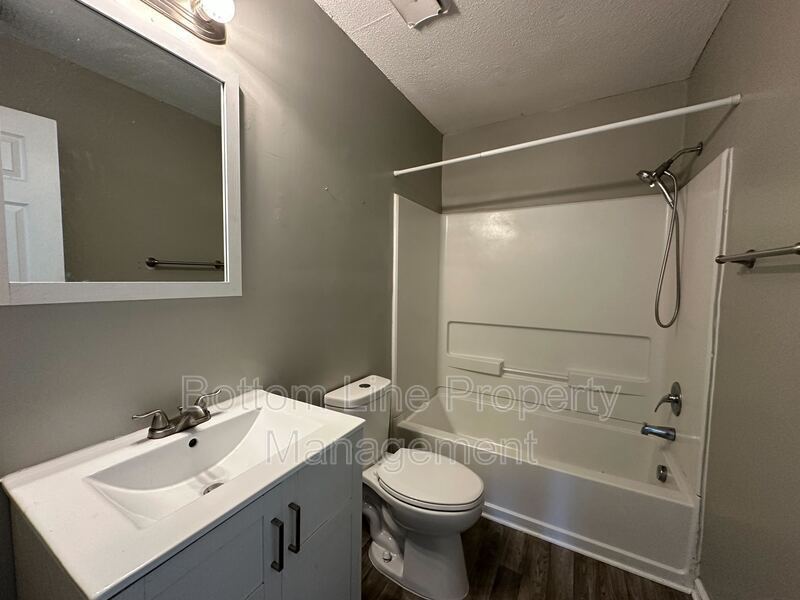 Spacious 2 Bedroom 2 Bathroom Condo! Ready Now! property image
