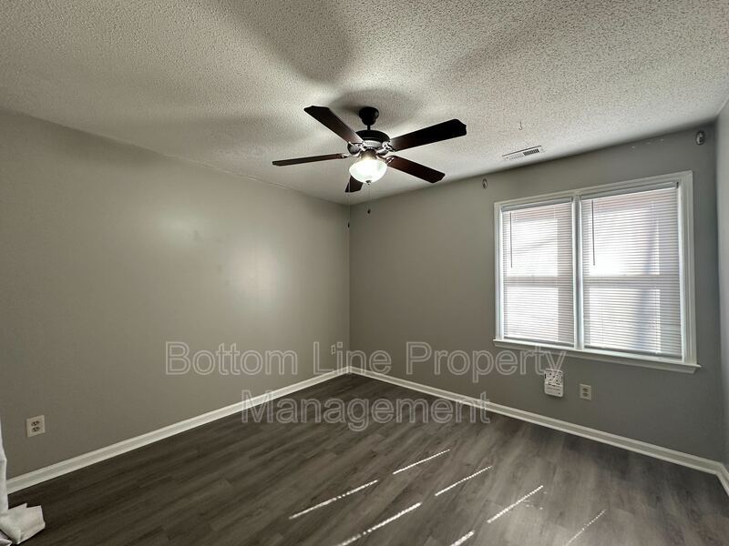 Spacious 2 Bedroom 2 Bathroom Condo! Ready Now! property image
