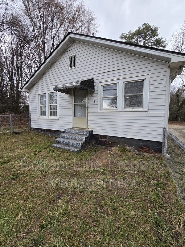 Cozy 2 bedroom 2 bathroom available now property image