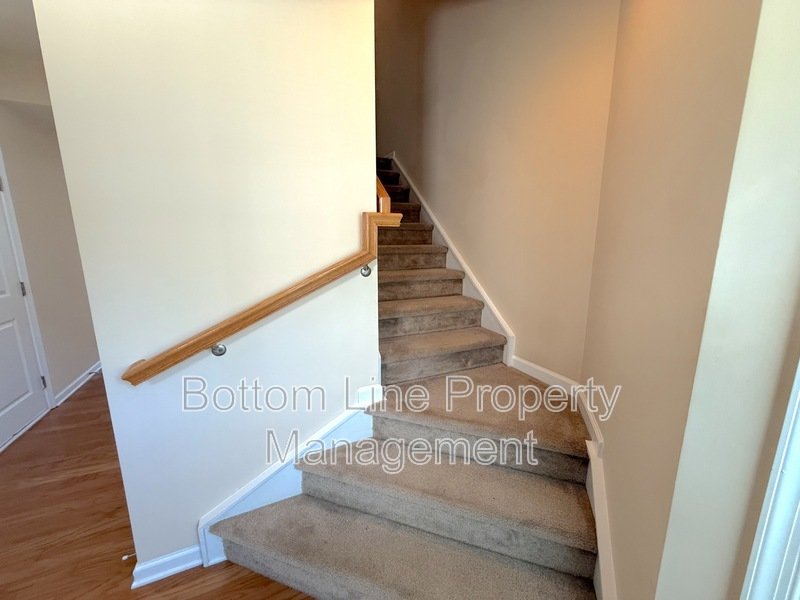 Beautiful 3 Bedroom 2.5 Bathroom Unit For Rent!!!! property image
