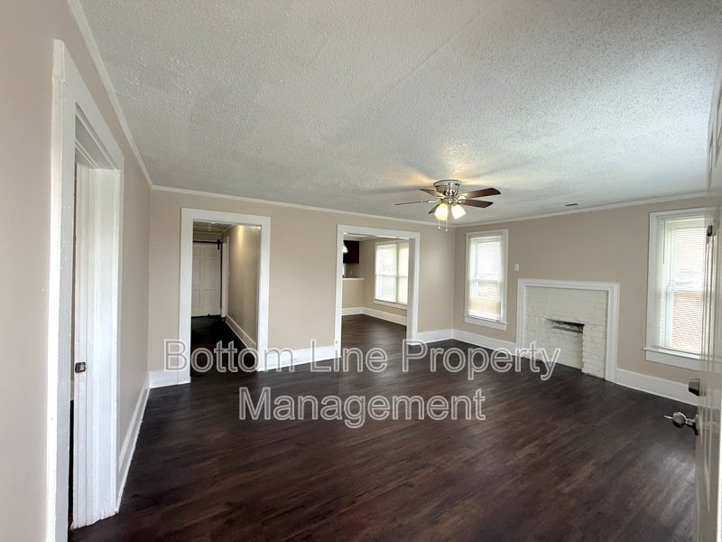 Beautiful 3 Bedroom 1 Bathroom SFH For Rent!!!! property image