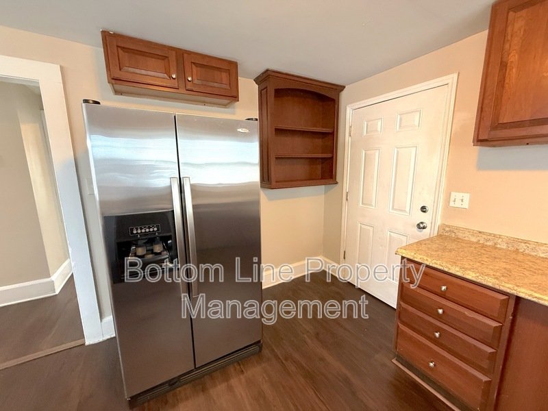 Beautiful 3 Bedroom 1 Bathroom SFH For Rent!!!! property image