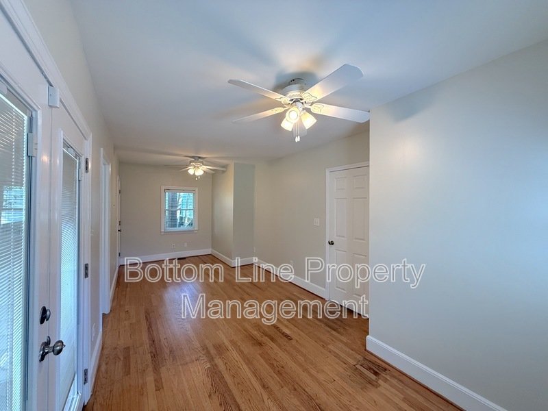 Live comfortably in Plaza Midwood! property image