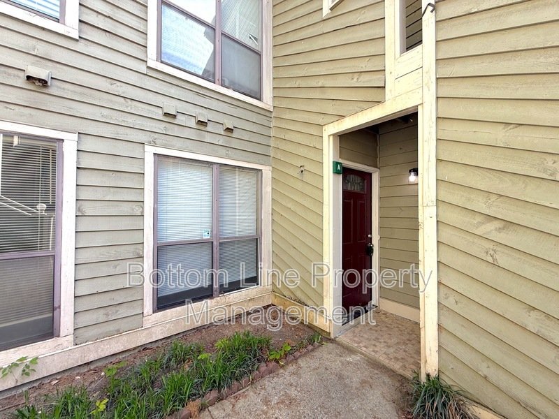 Charming 2 Bedroom 2 Bathroom Apartment For Rent property image
