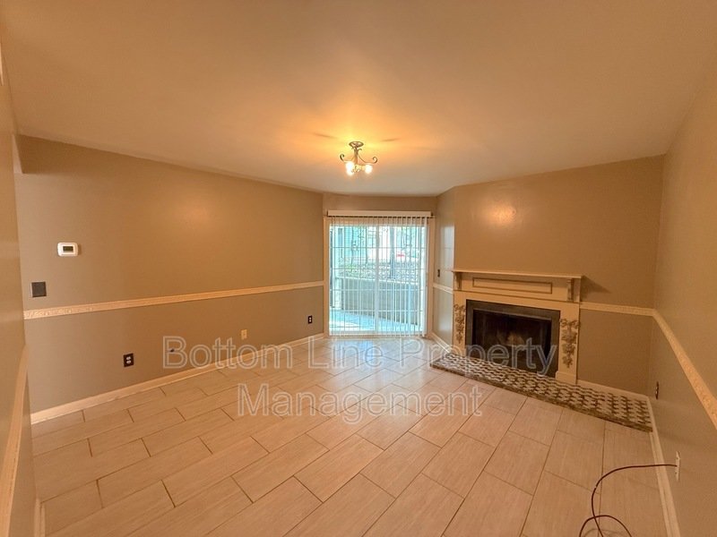 Charming 2 Bedroom 2 Bathroom Apartment For Rent property image