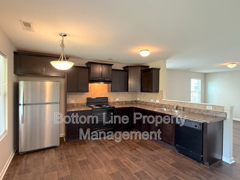 Bright property image