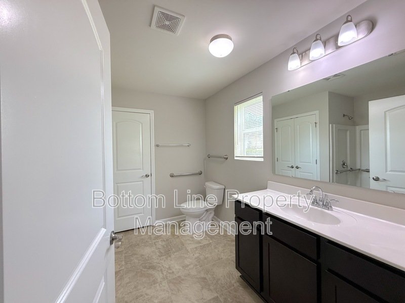 Bright property image