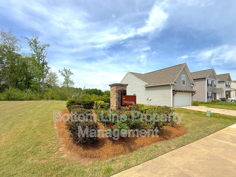 Bright property image