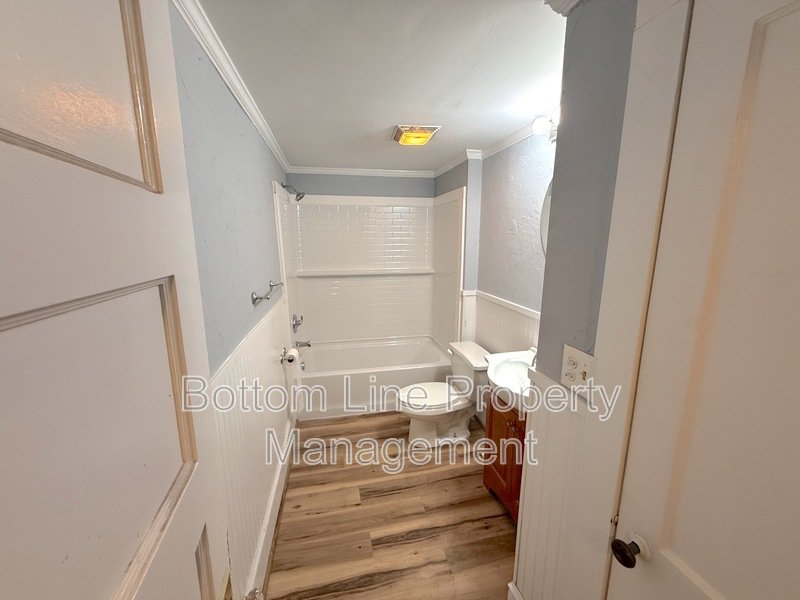 Bright property image