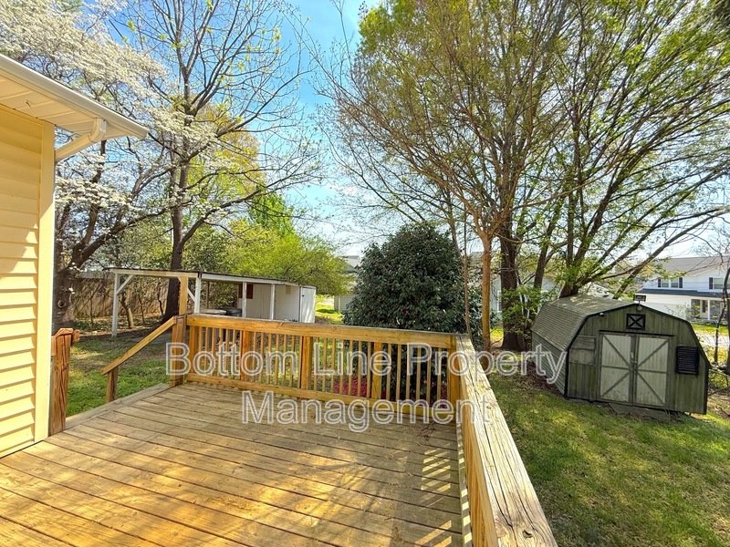 Bright property image