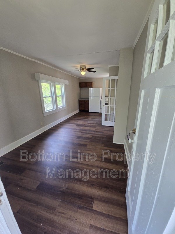 Charming 1-Bedroom Apartment in Concord – Private & Sun-Filled property image